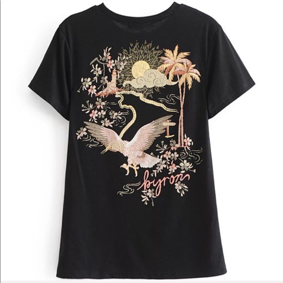 Byron Is For Lovers Graphic Tee - Picture 4 of 5